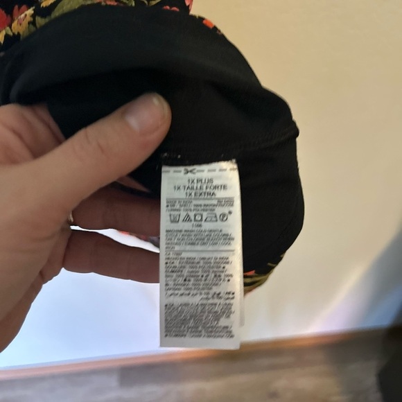 Old Navy Floral Multicolor Dress Bell Sleeve 1X - Picture 6 of 9